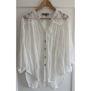 Figueroa & Flower White Lace Boho Blouse Button Down High Low Hem MED Costal